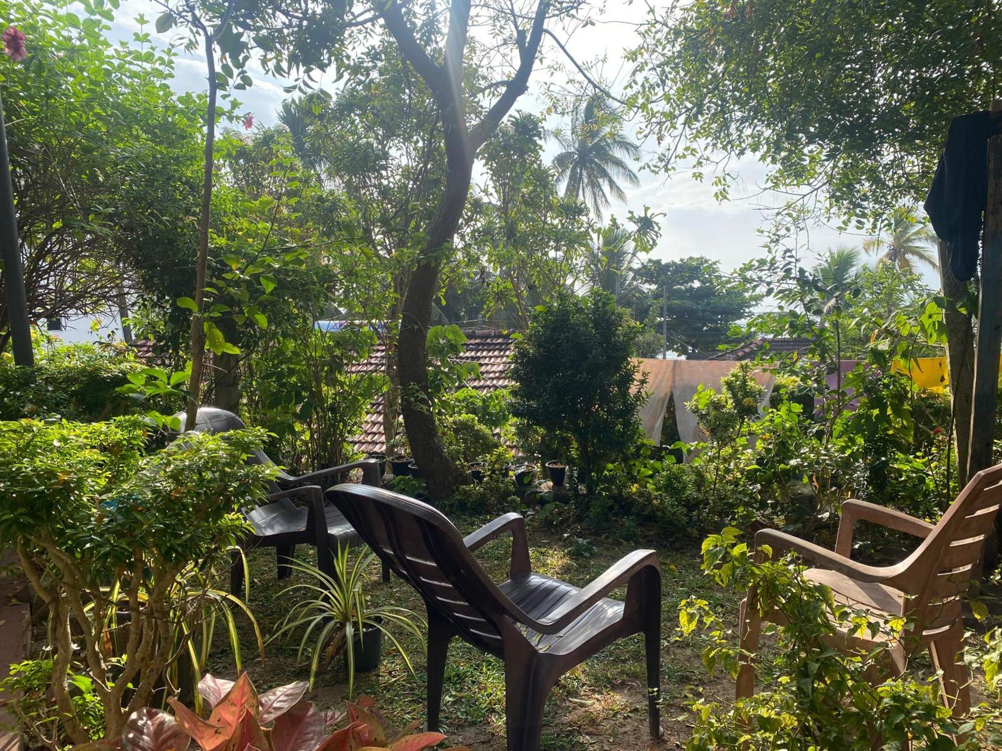 Ananda Home Stay And Restaurant Tangalle Eksteriør bilde